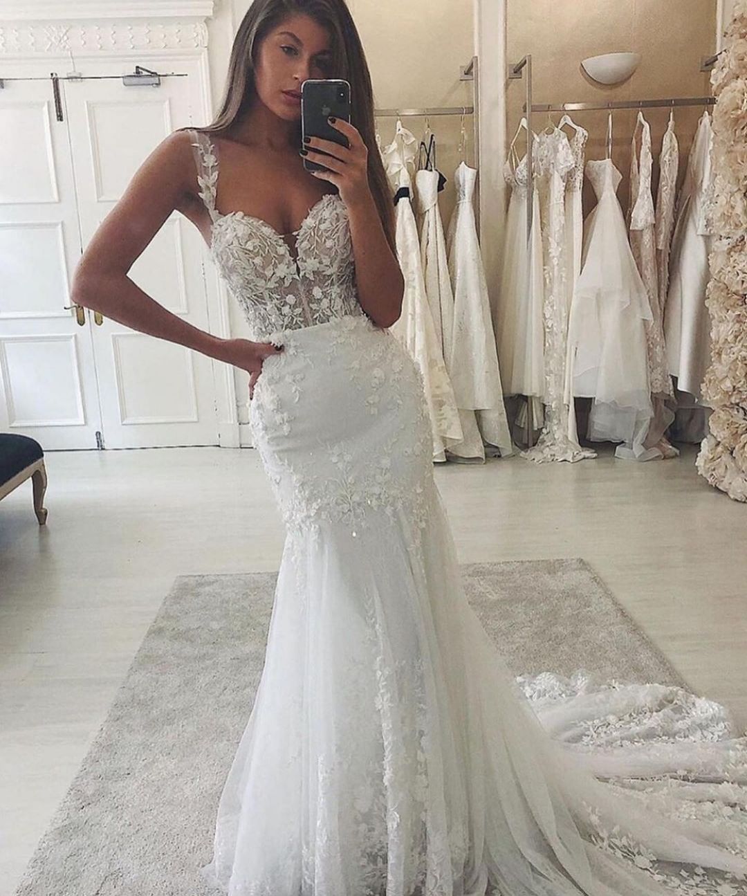 Mermaid Sweetheart Neck Sweep / Brush Train Tulle Wedding Gown With Three dimensional decoration 2