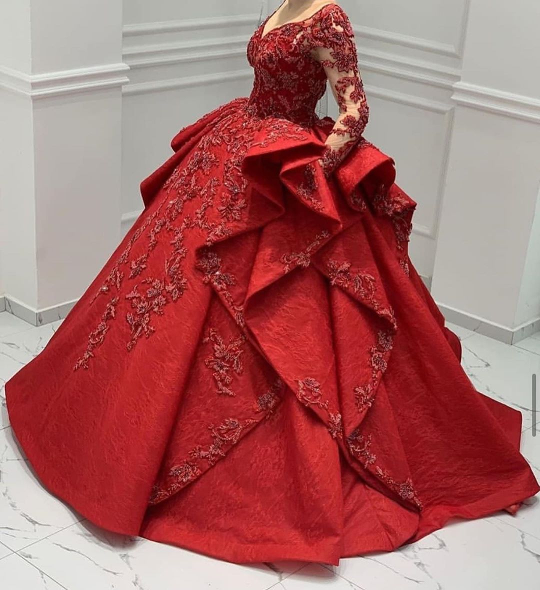 Ball Gown V-neck Long Sleeves Sweep / Brush Train Satin Evening Dress With Beading 6