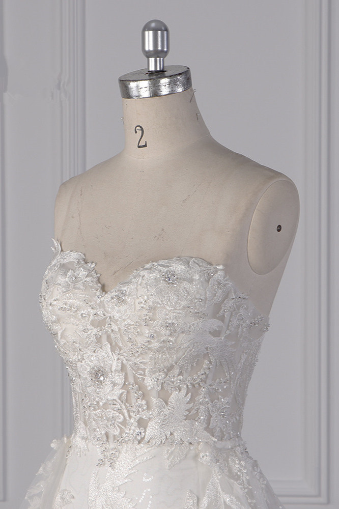 A-line Strapless Sweetheart Neck Sleeveless Floor-length Tulle Wedding Gown With Lace 4
