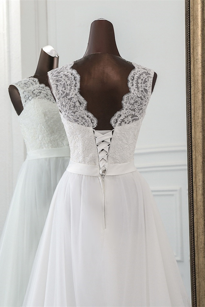 A-line Jewel Neck Sleeveless Floor-length Tulle Wedding Dress With Lace 5