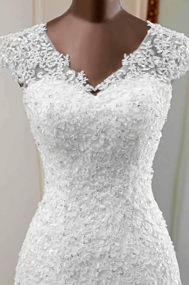 Mermaid V-neck Sleeveless Floor-length Tulle Wedding Dress With Lace 6