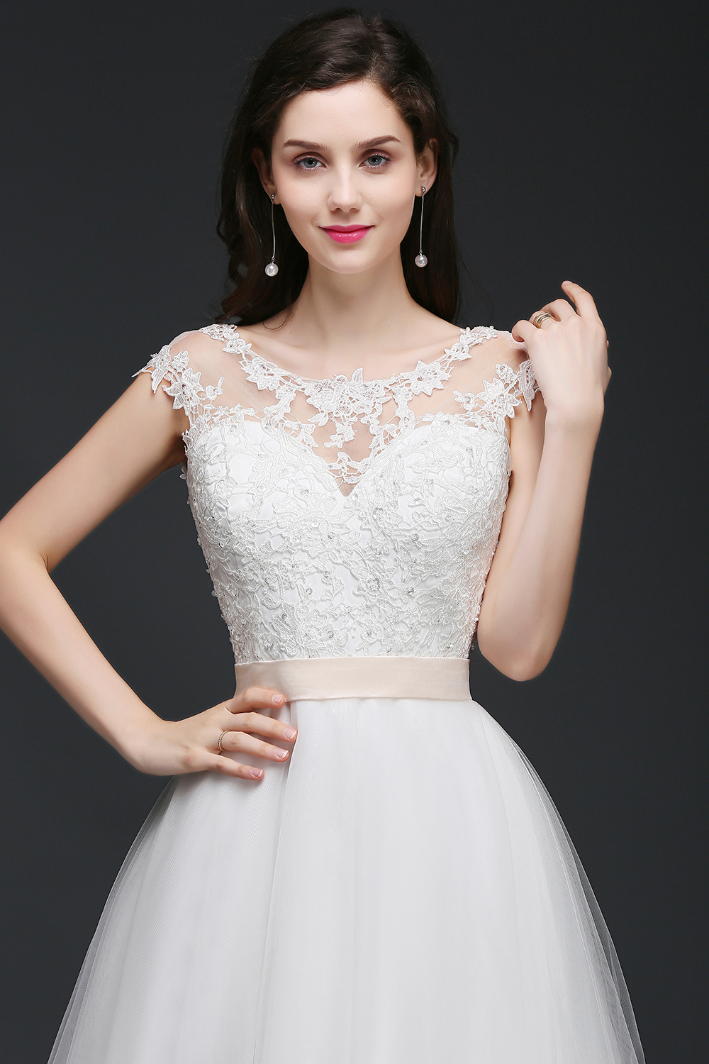 A-line Scoop Neck Sleeveless Chapel Train Tulle Bridal Gown With Ribbons 5