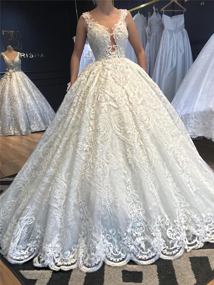 Ball Gown Straps Sleeveless Floor-length Wedding Dress With Appliques 2