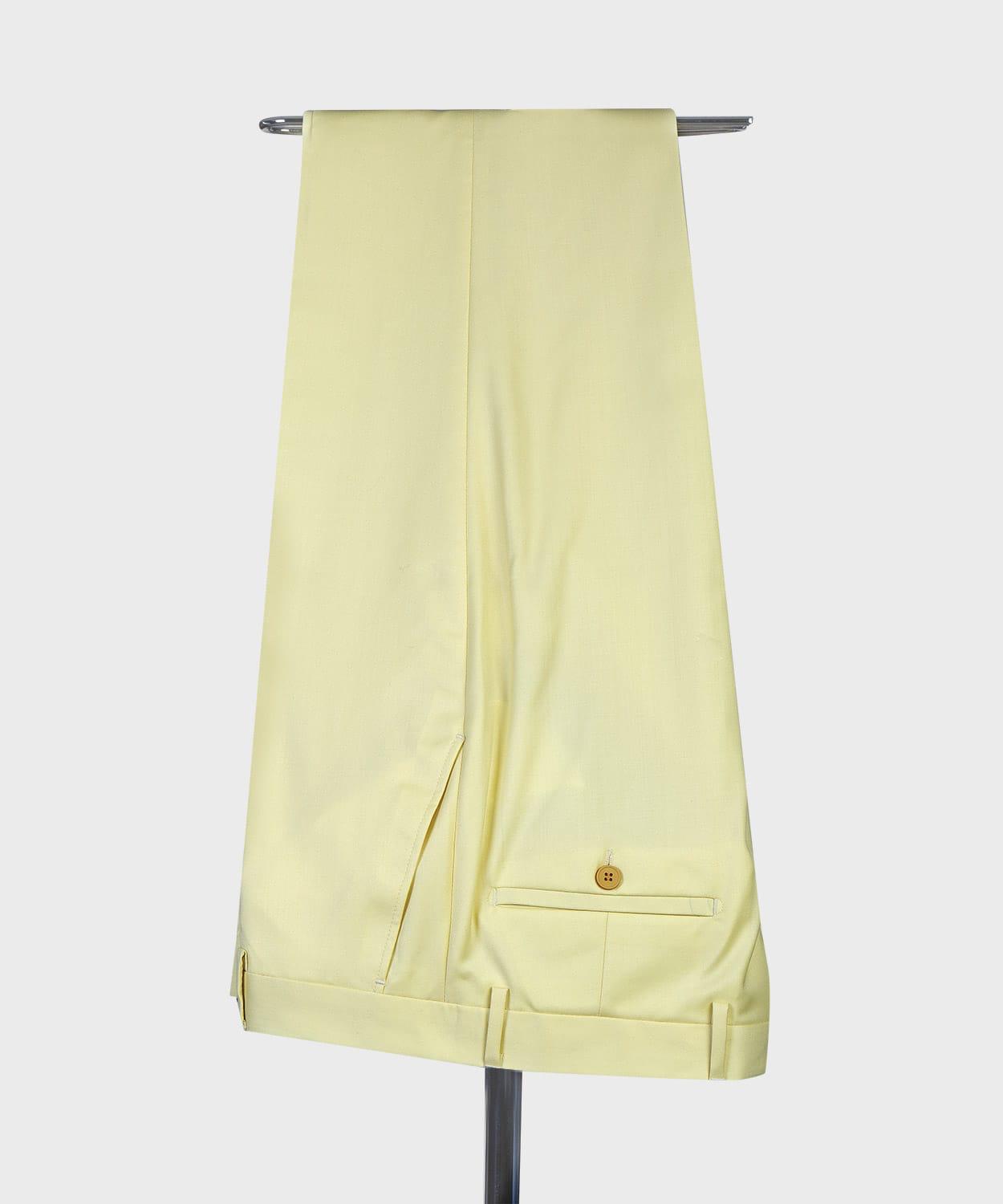 Light Yellow Double Breasted Men Suit with Peaked Lapel 4