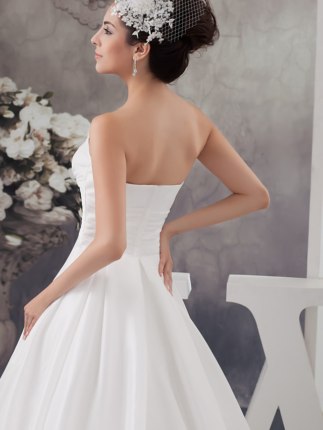 A-line Strapless Sleeveless Chapel Train Tulle Bridal Gown With Beading 5