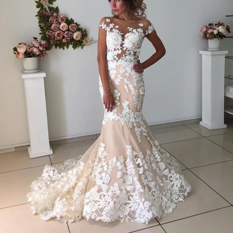 A-line V-neck Cap Sleeves Sweep / Brush Train Tulle Bridal Gown With Flower(s) 3