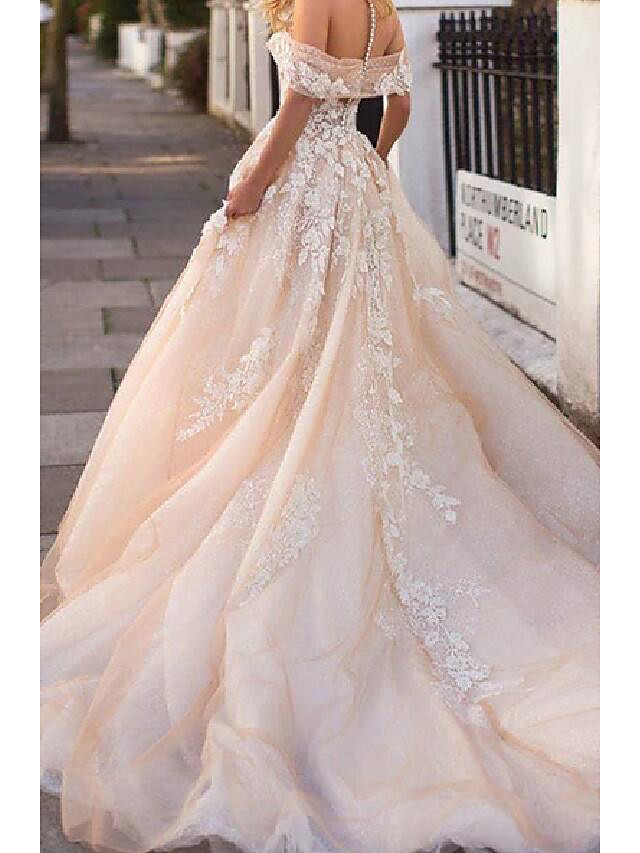 A-line Short Sleeves Court Train Lace Wedding Dress With Buttons 2