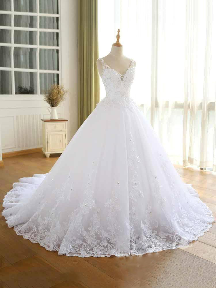 A-line V-neck Sleeveless Sweep / Brush Train Lace Bridal Gown With Appliques 3