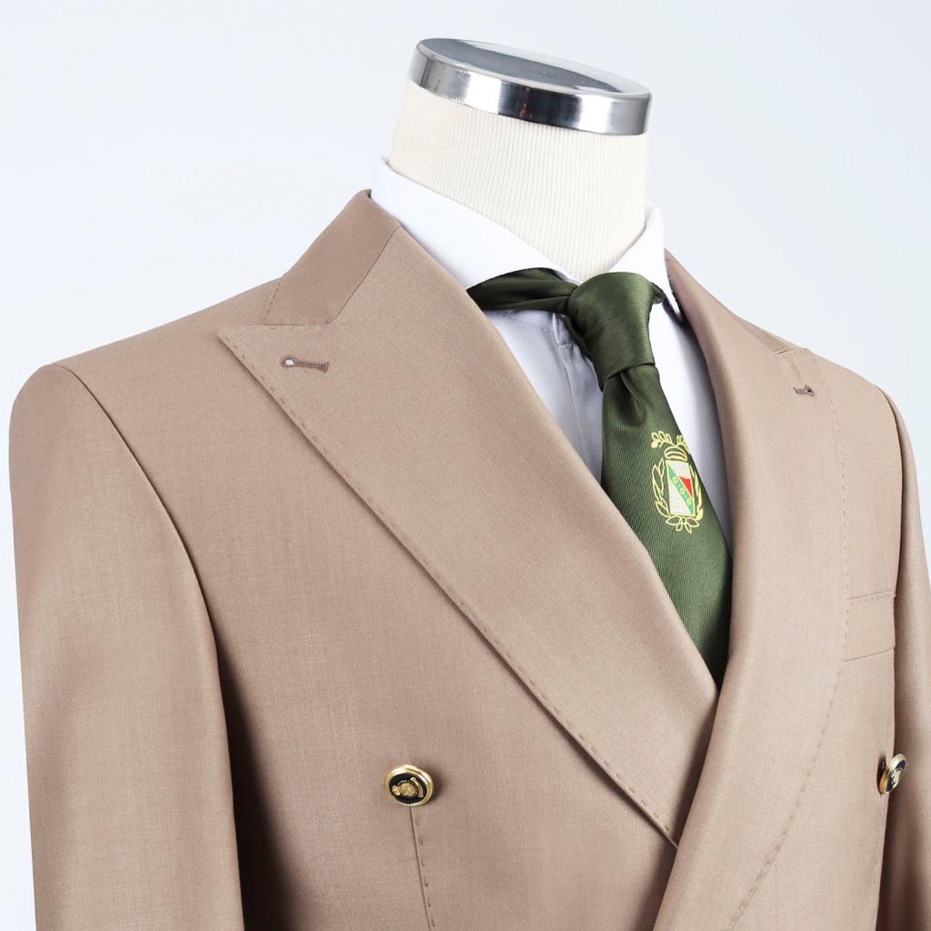 Khaki Double Breasted Peaked Lapel Business Men Suit 2