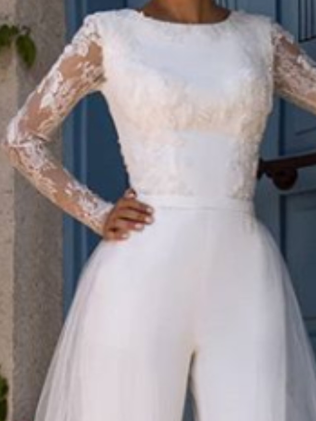 Long Sleeves Court Train Lace Bridal Gown With Lace 2