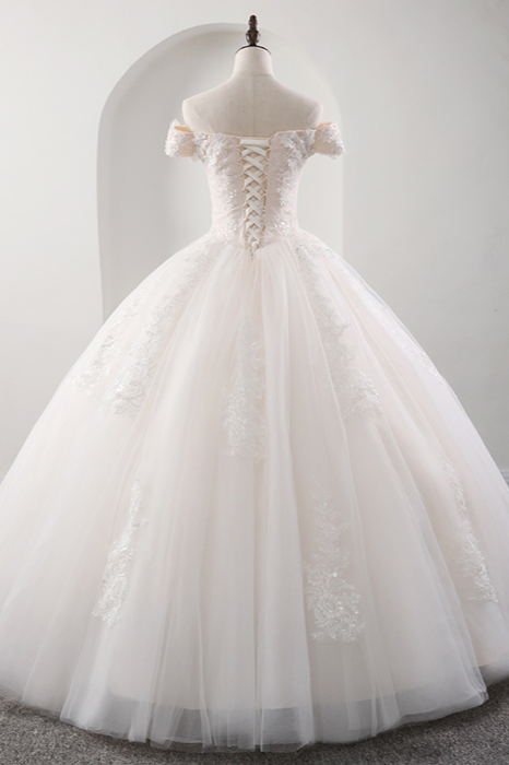 Ball Gown Off-the-shoulder Floor-length Tulle Wedding Dress With Appliques 2