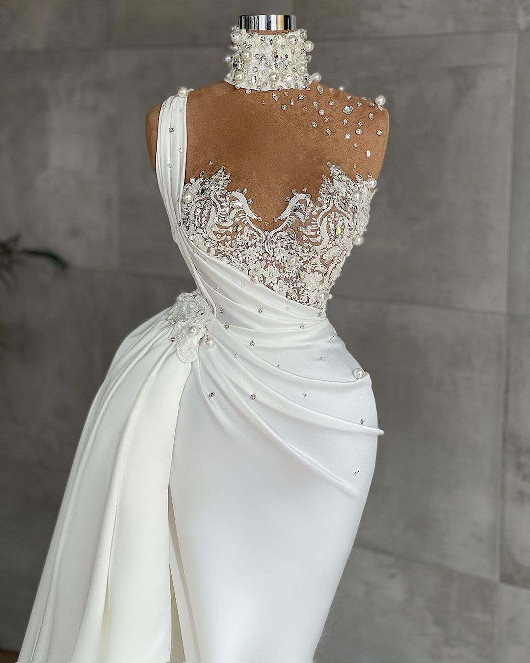 Mermaid V-neck Sleeveless Floor-length Stretch Satin Bridal Dress With Beading 2