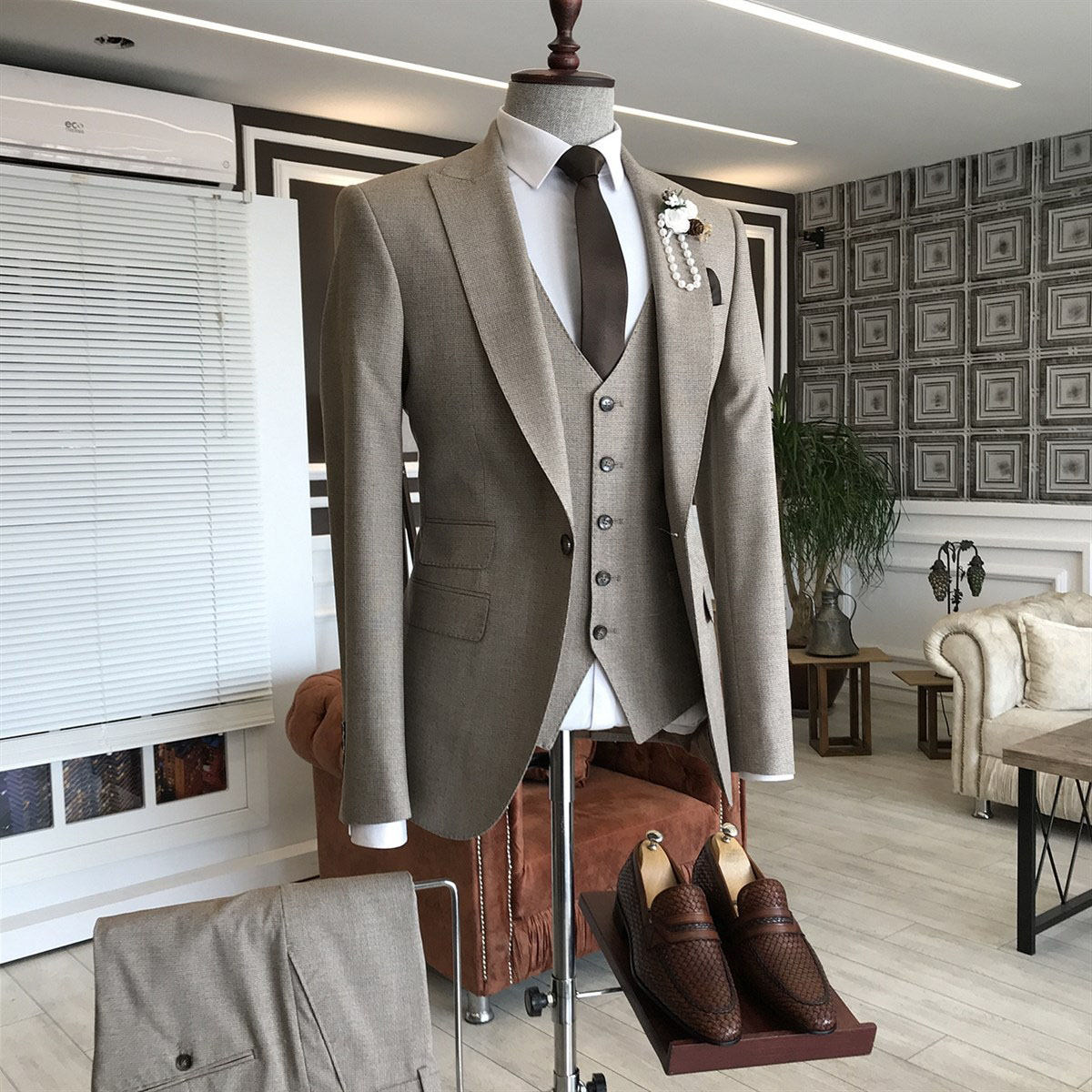 Brown Slim Fit Business Suit 2