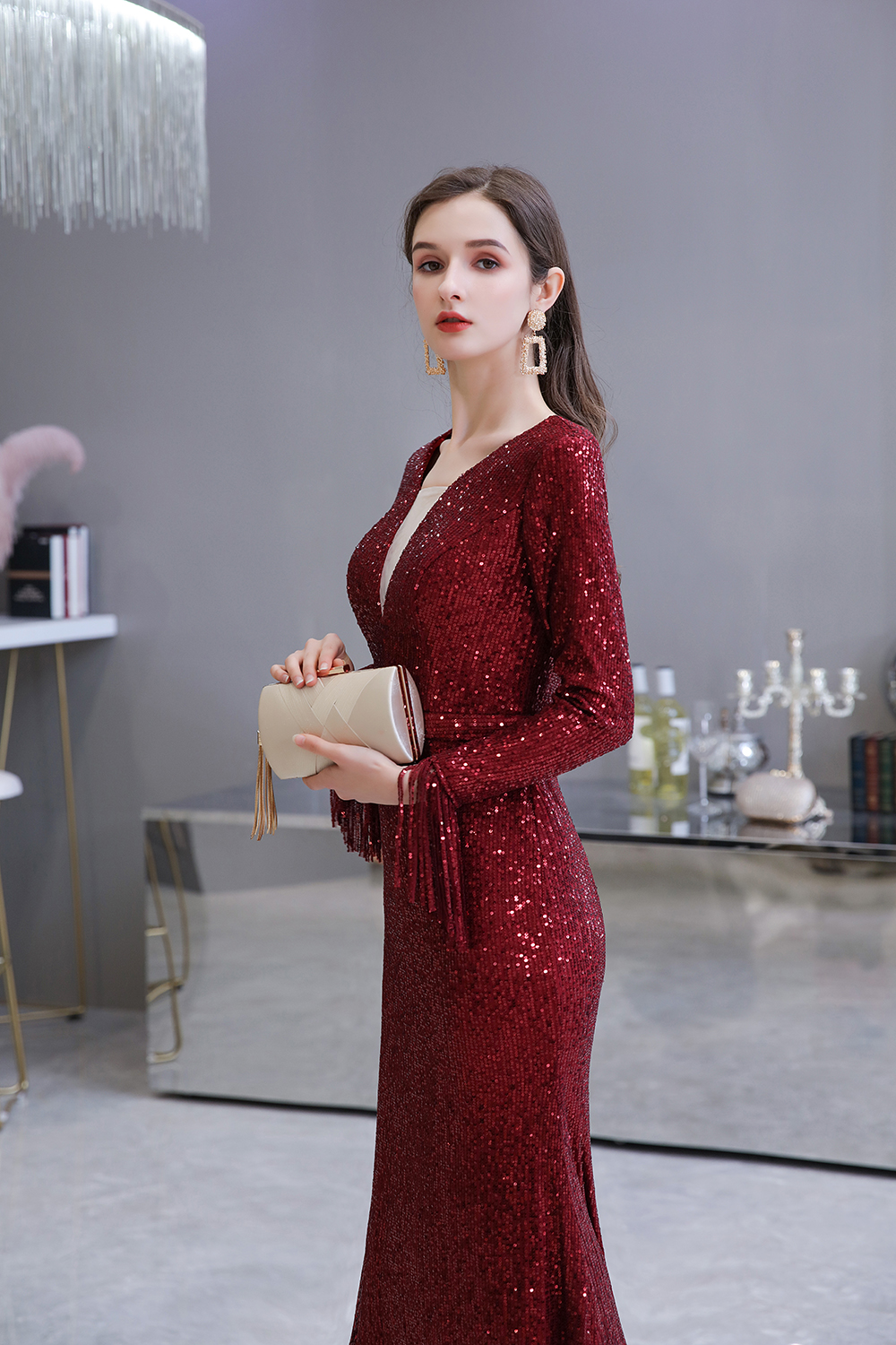 Mermaid V-neck Long Sleeves Sweep / Brush Train Tulle Formal Dress With Sequins 17