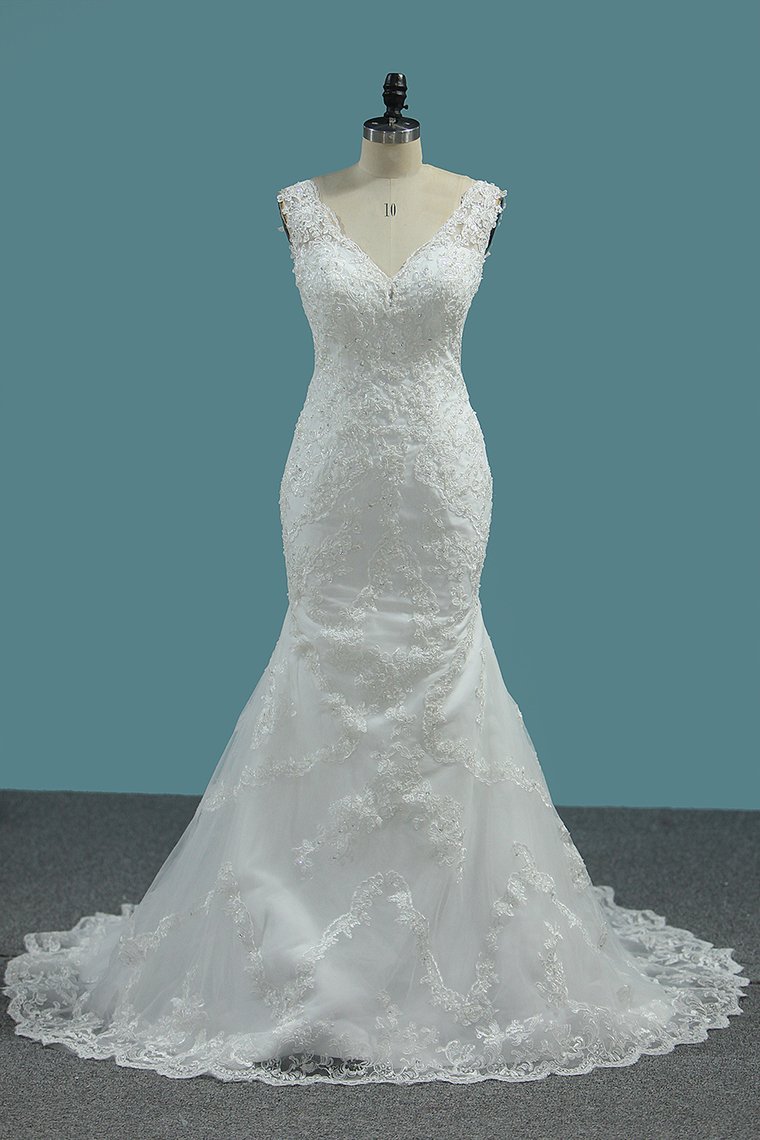 Mermaid V-neck Sleeveless Floor-length Tulle Wedding Dress With Appliques 1
