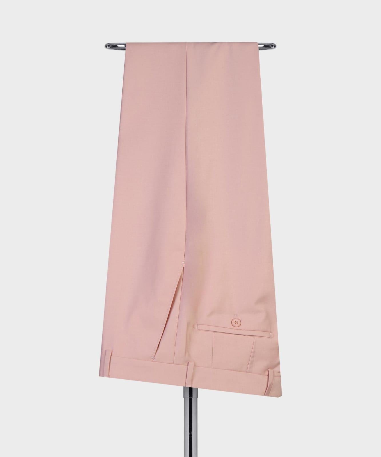 Pink Double Breasted Men Suit with Peaked Lapel 4