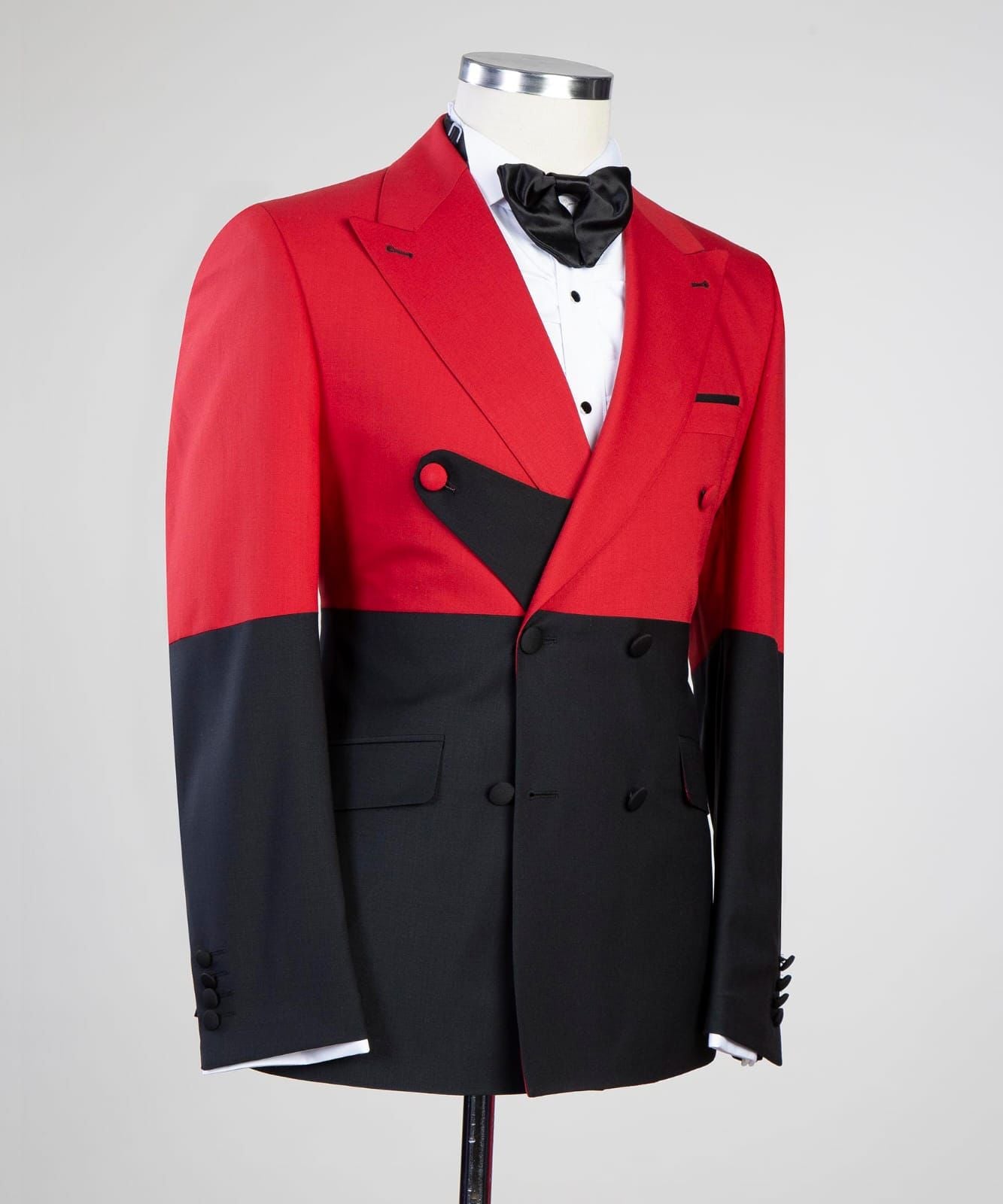 Red And Black Double Breasted Close Fitting Men Suit 2
