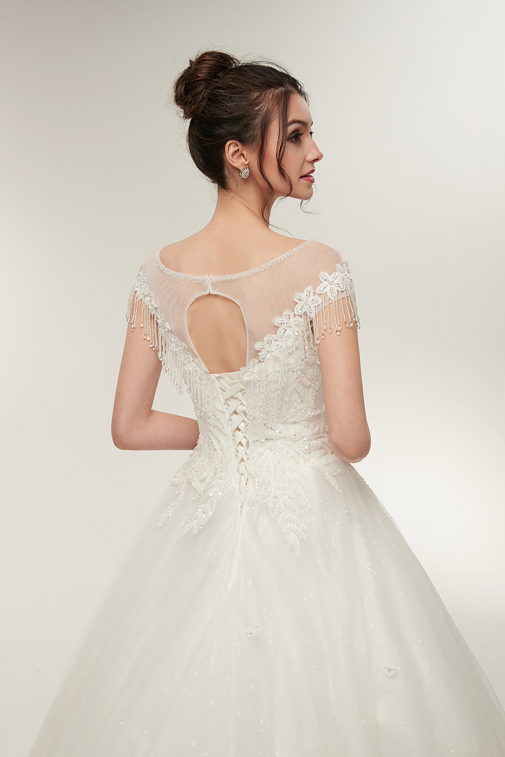 Jewel Neck Short Sleeves Floor-length Tulle Wedding Dress With Ruffles 9