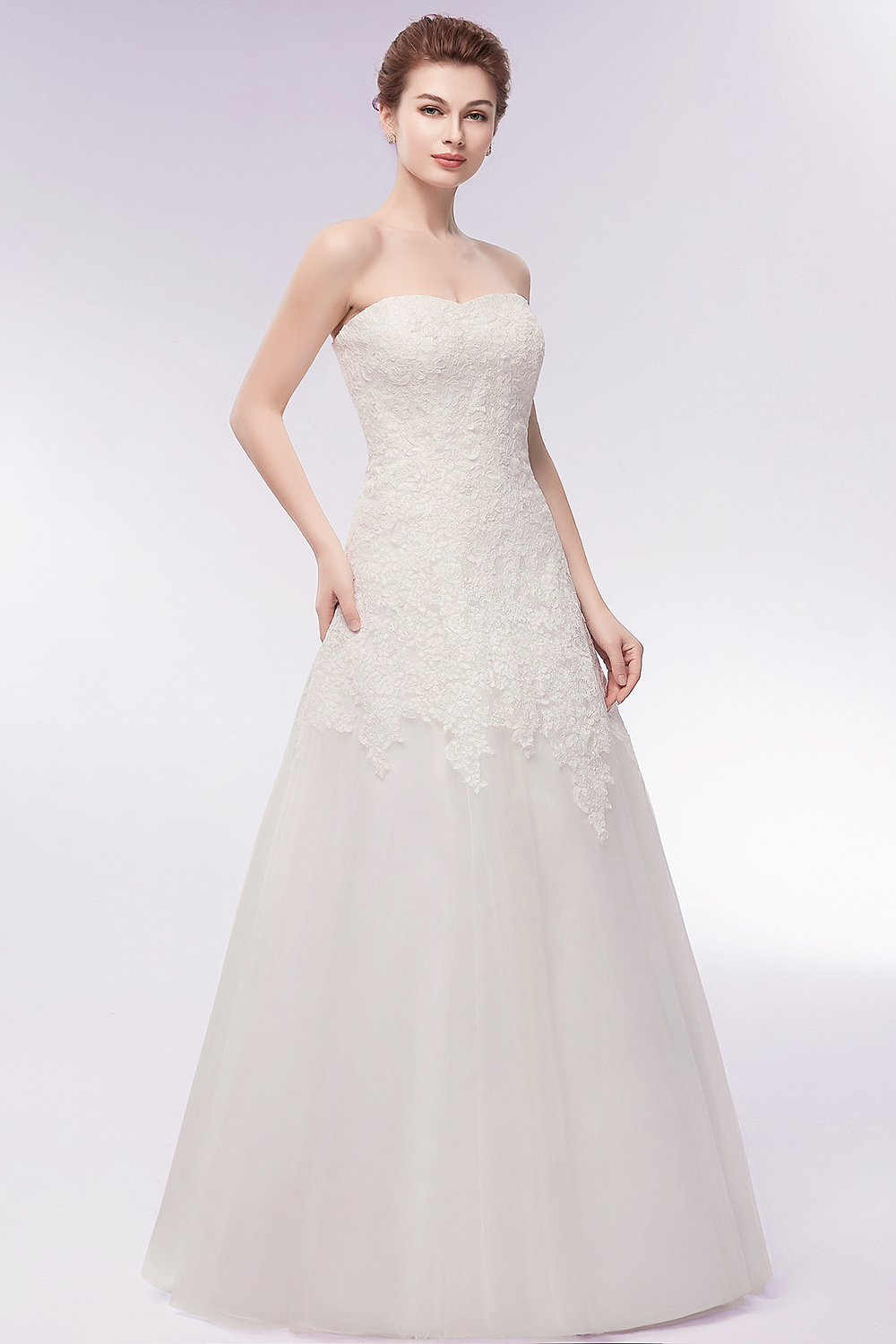 A-line Strapless Sweetheart Neck Sleeveless Floor-length Tulle Bridal Gown With Lace 11