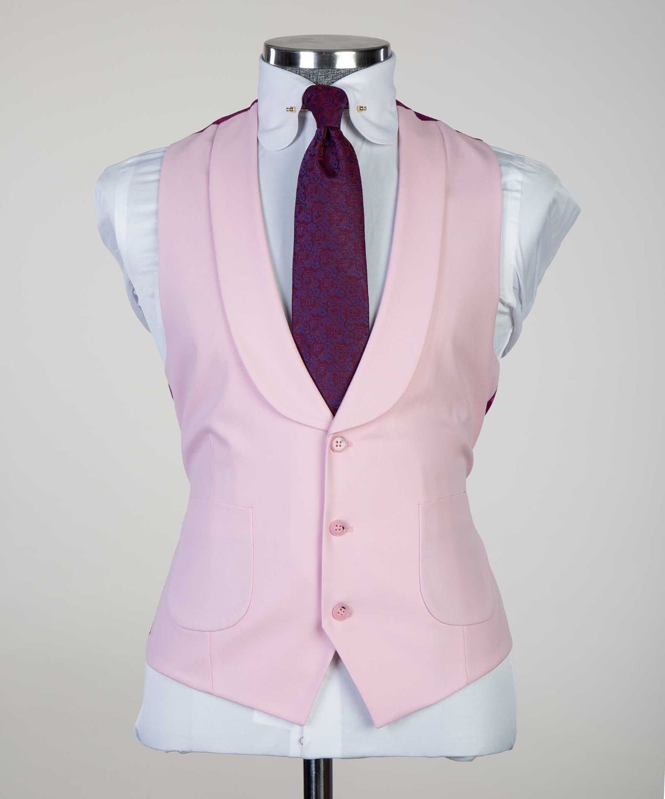 Pink Peaked Lapel Three Pieces Best Fitted Men Suit 2