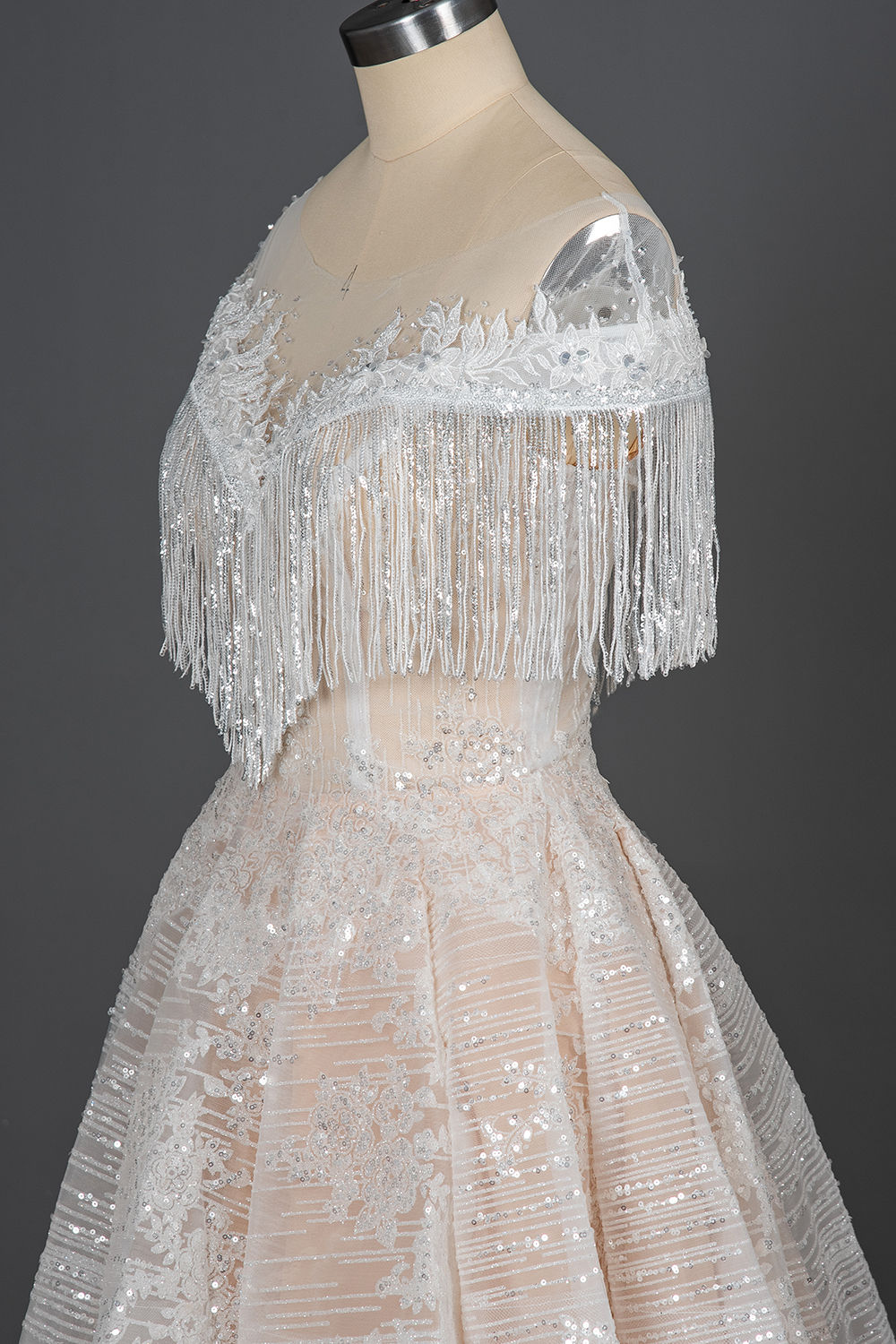 A-line Jewel Neck Short Sleeves Cathedral Train Lace Wedding Gown With Appliques 5