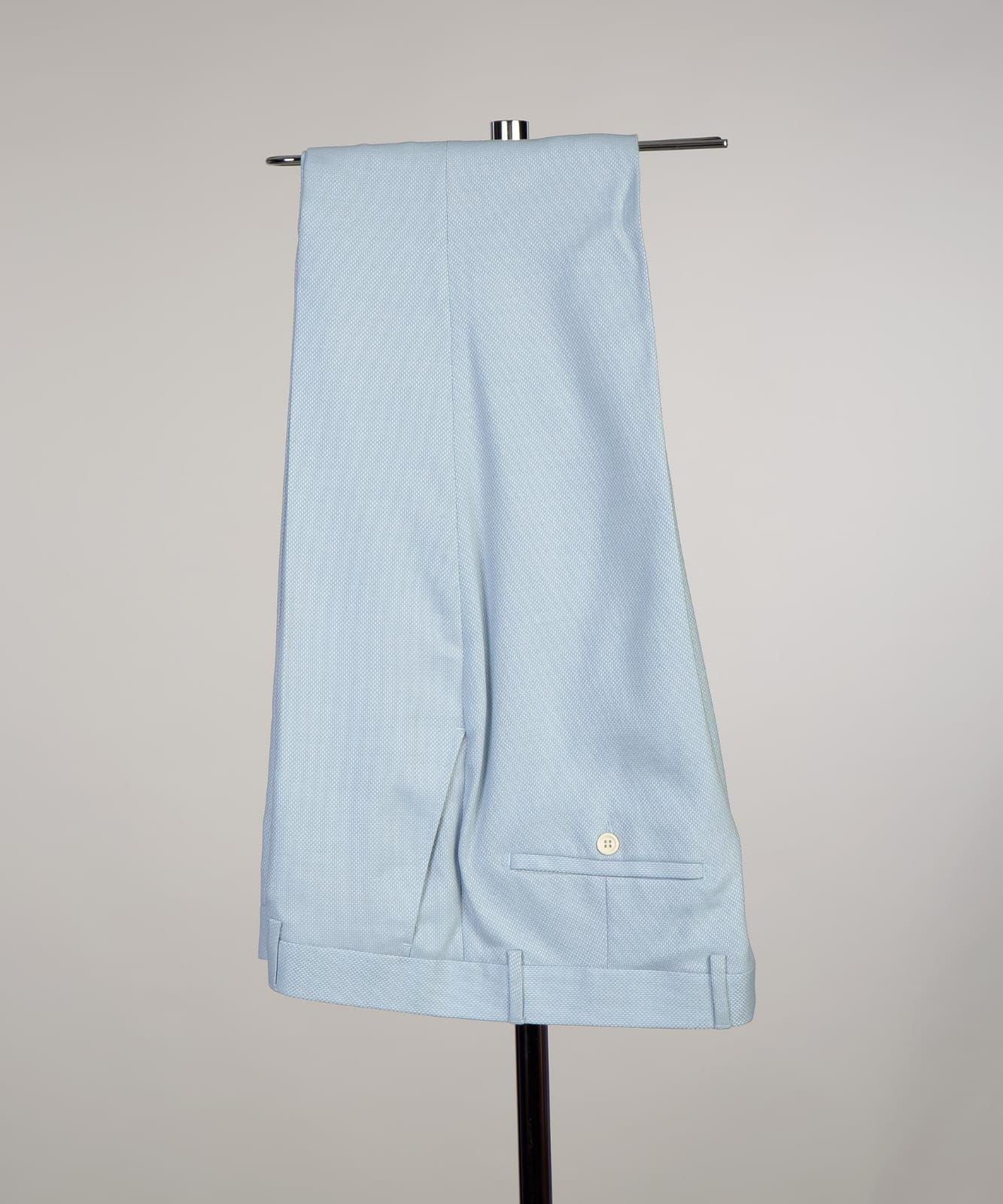 Sky Blue Double Breasted Men Suit With Pink Peaked Lapel 4