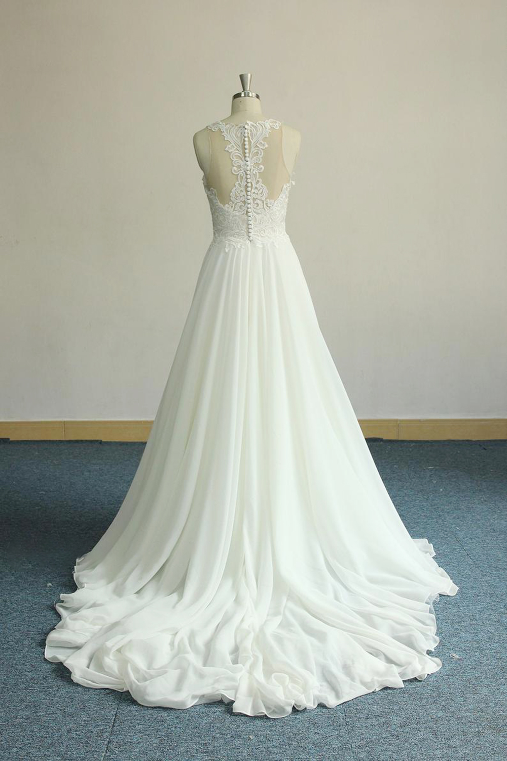 A-line Jewel Neck Sleeveless Chapel Train Tulle Bridal Gown With Lace 2