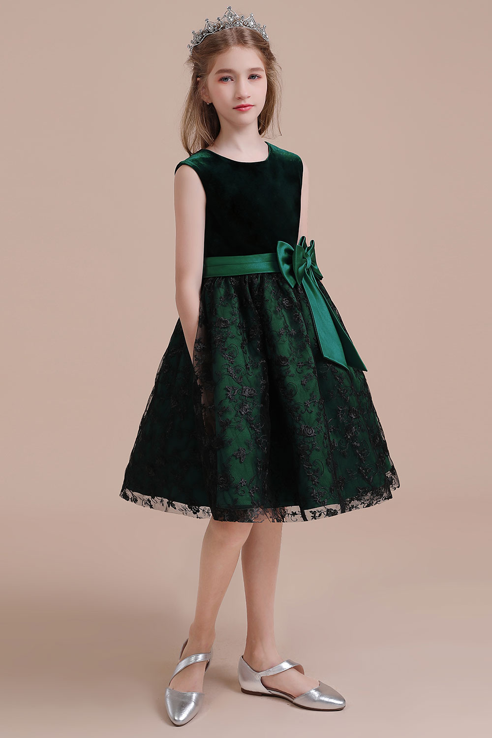 A-line Jewel Neck Sleeveless Knee-length Velvet Flower Girl Dress With Lace 6