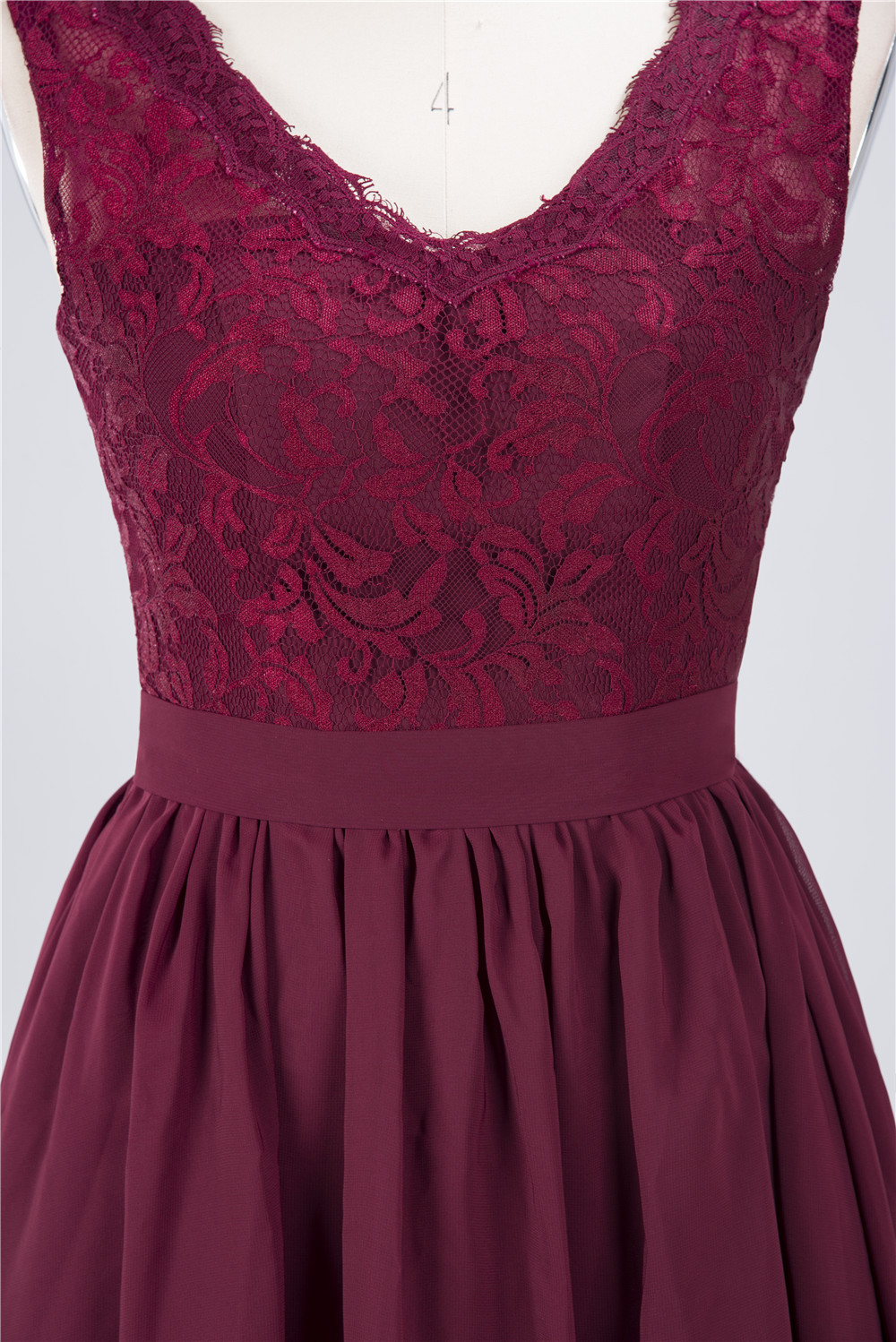 A-line V-neck Sleeveless Knee-length 100D Chiffon Bridesmaid Gown With Lace 4