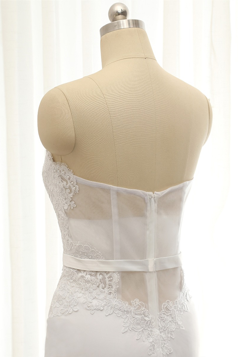 Mermaid Sweetheart Neck Court Train Tulle Wedding Gown With Lace 5