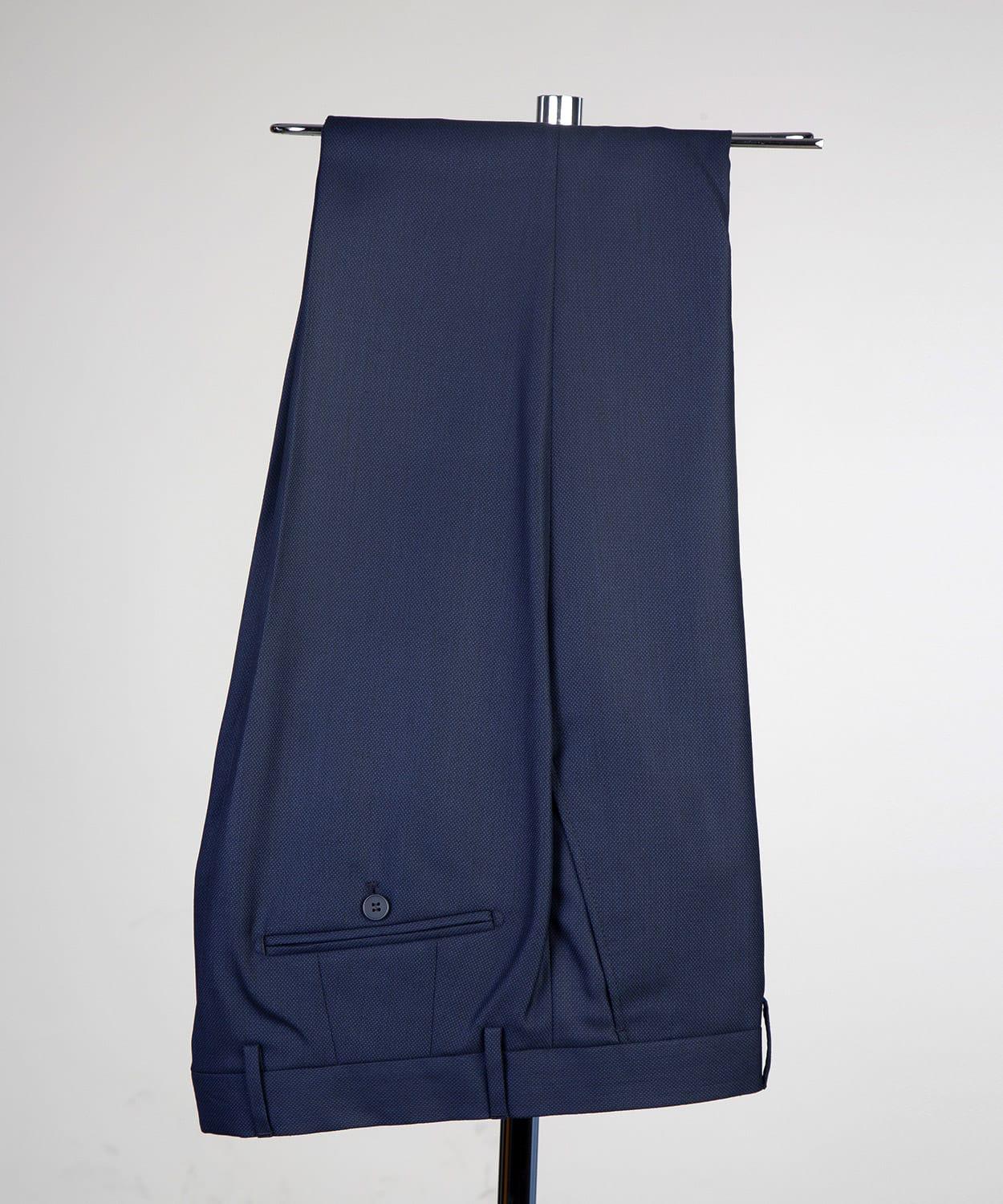 Navy Three Pieces Men Suit with Peaked Lapel 7