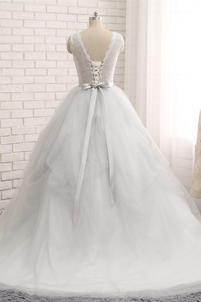 A-line Jewel Neck Sleeveless Floor-length Tulle Wedding Gown With Lace 2