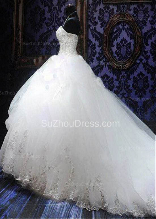 Ball Gown Sweetheart Neck Sleeveless Court Train Tulle Bridal Gown With Beading 2