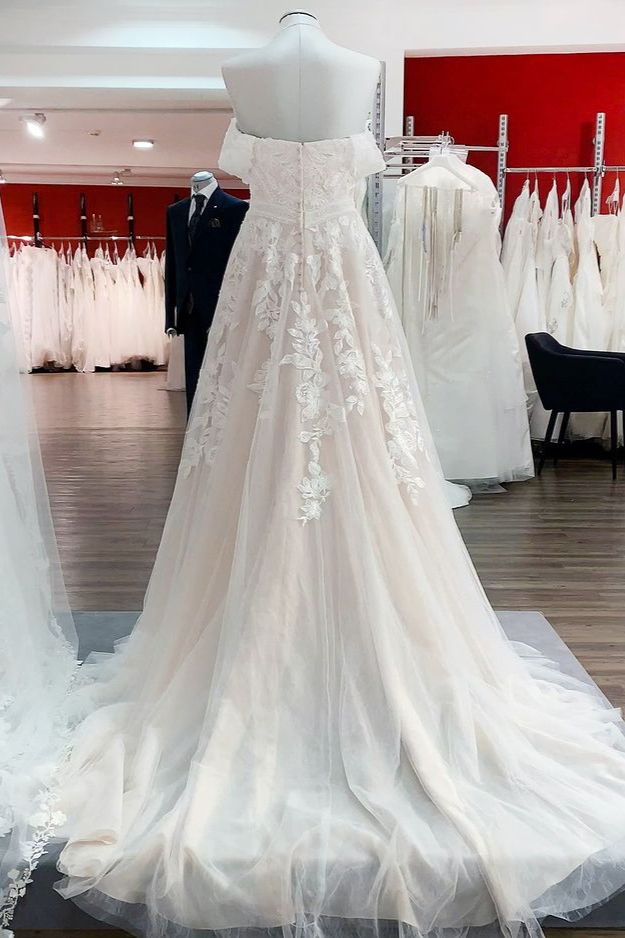 Off-the-Shoulder A-Line Lace Appliqué Wedding Dress 2