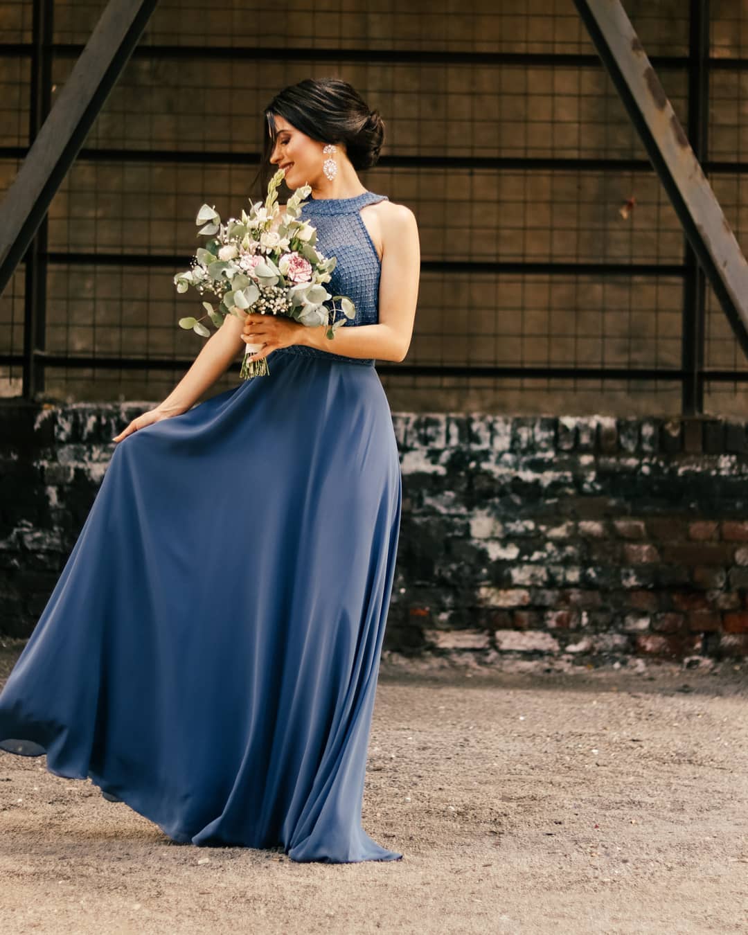 Column Jewel Neck Sleeveless Floor-length 100D Chiffon Evening Gown With Ruffles 2