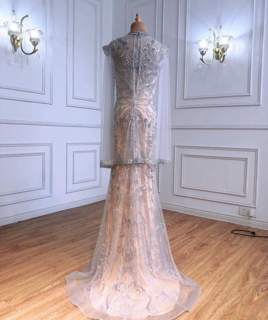 Mermaid High Neck Sleeveless Floor-length Tulle Evening Gown With Lace 2