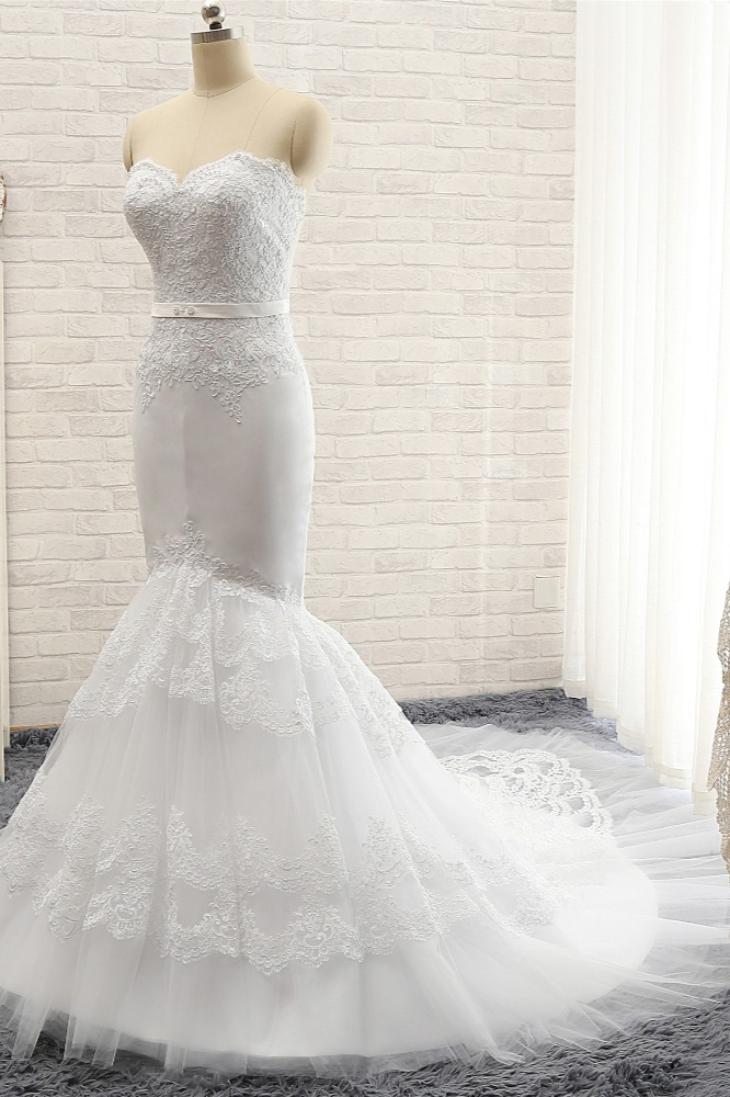 Mermaid Sweetheart Neck Court Train Tulle Wedding Gown With Lace 3