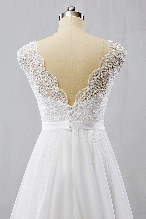 A-line V-neck Sleeveless Sweep / Brush Train Tulle Bridal Gown With Ribbons 4