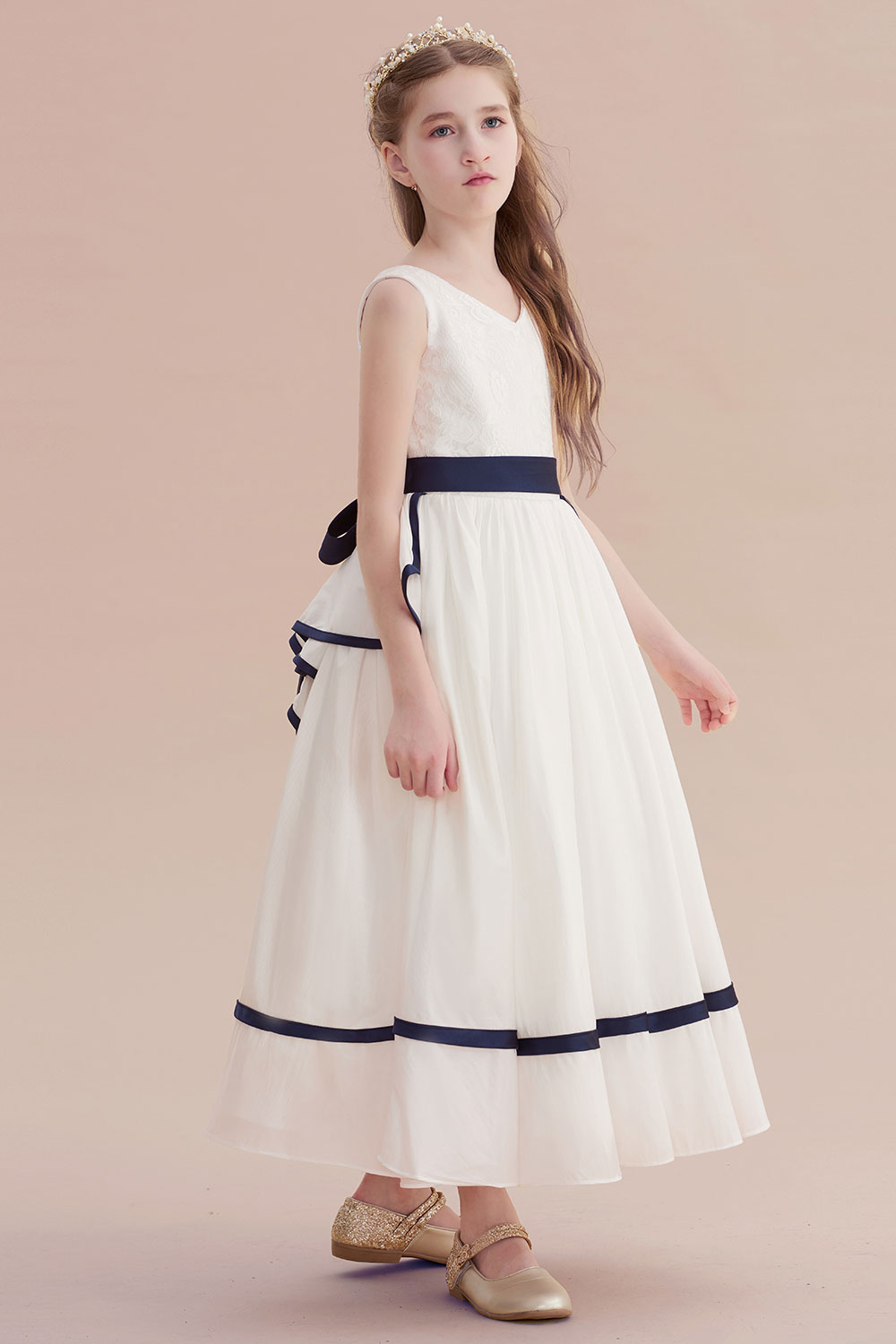 A-line V-neck Sleeveless Ankle-length Lace Flower Girl Dress With Tiered 4
