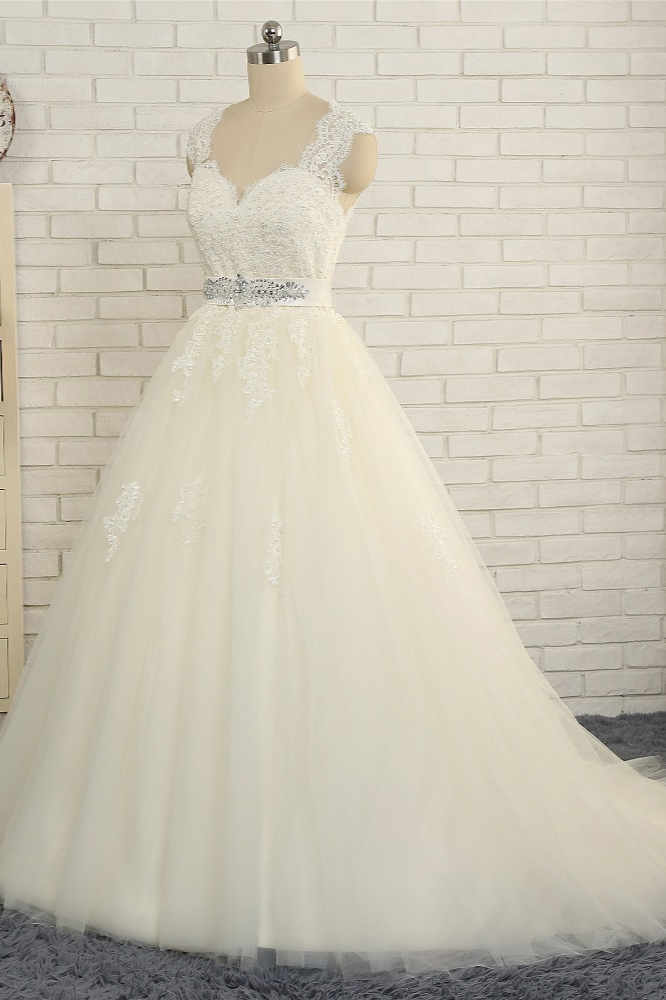 A-line Straps Floor-length Tulle Bridal Dress With Appliques 3