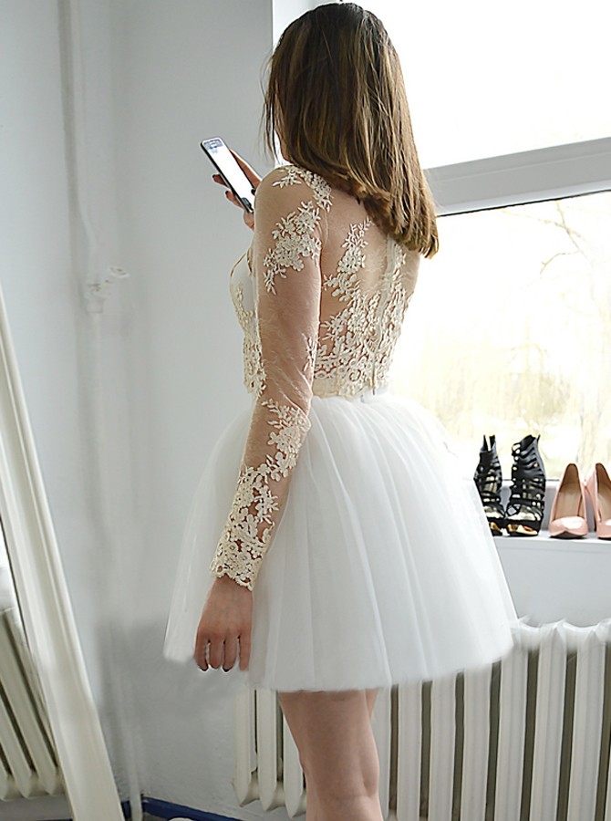 A-line Jewel Neck Mini Tulle Homecoming Dress With Appliques 3