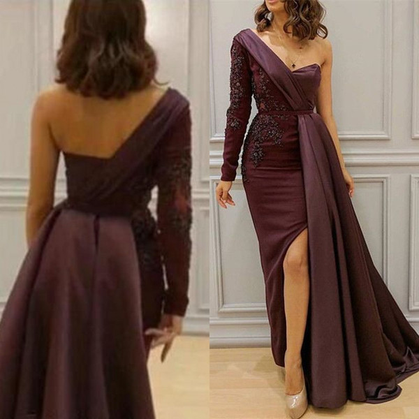 Column V-neck Long Sleeves Sweep / Brush Train Lace Wedding Guest Gown With Appliques 3