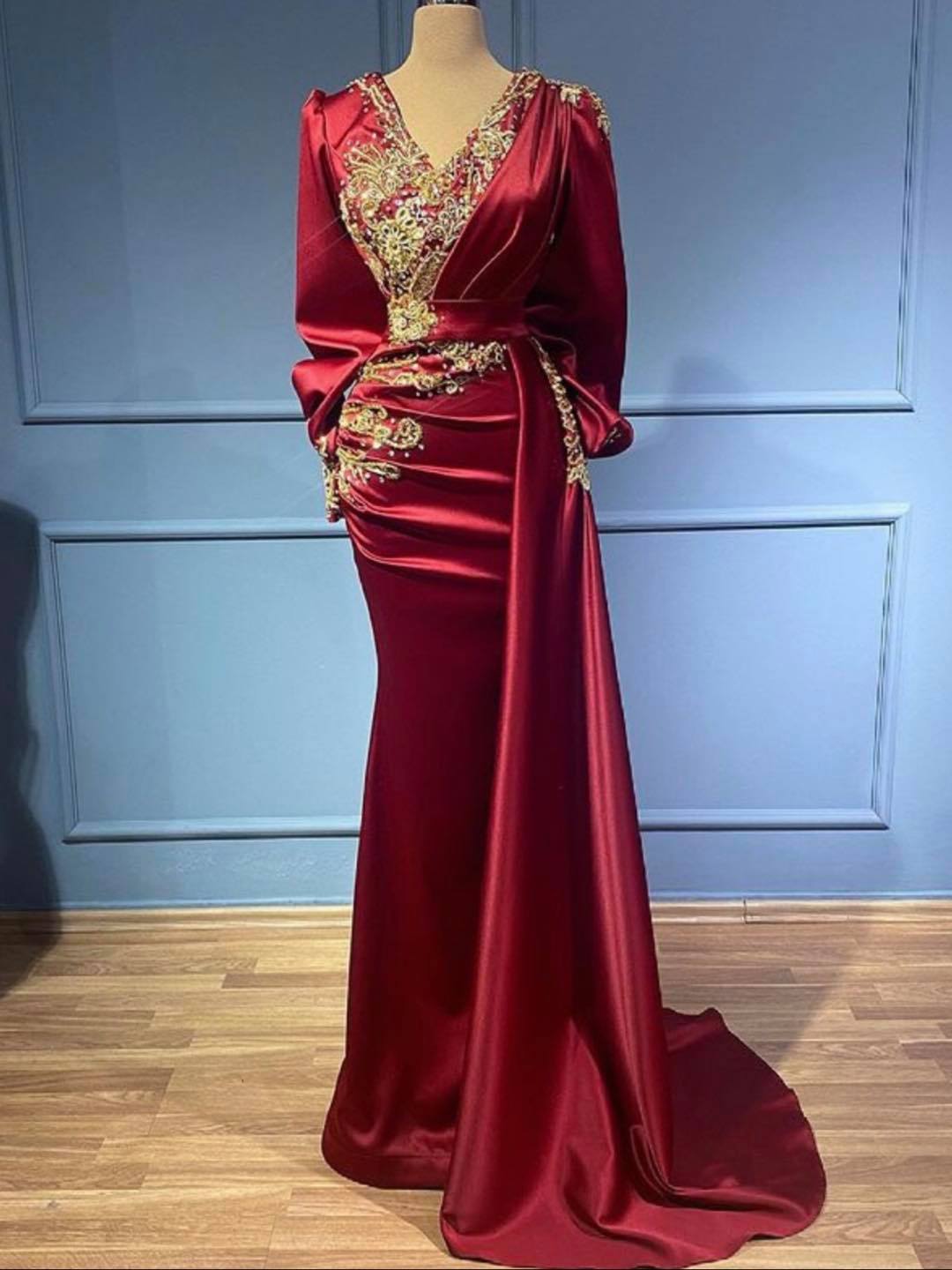 Mermaid V-neck Long Sleeves Floor-length Stretch Satin Evening Dress With Crystal 2