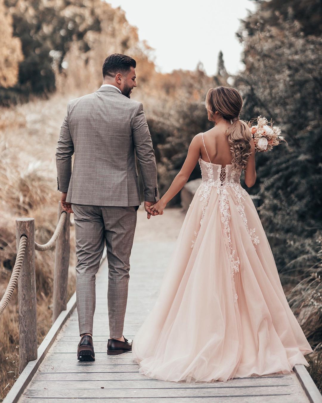 A-line Spaghetti Straps Sleeveless Chapel Train Tulle Bridal Attire With Lace 6