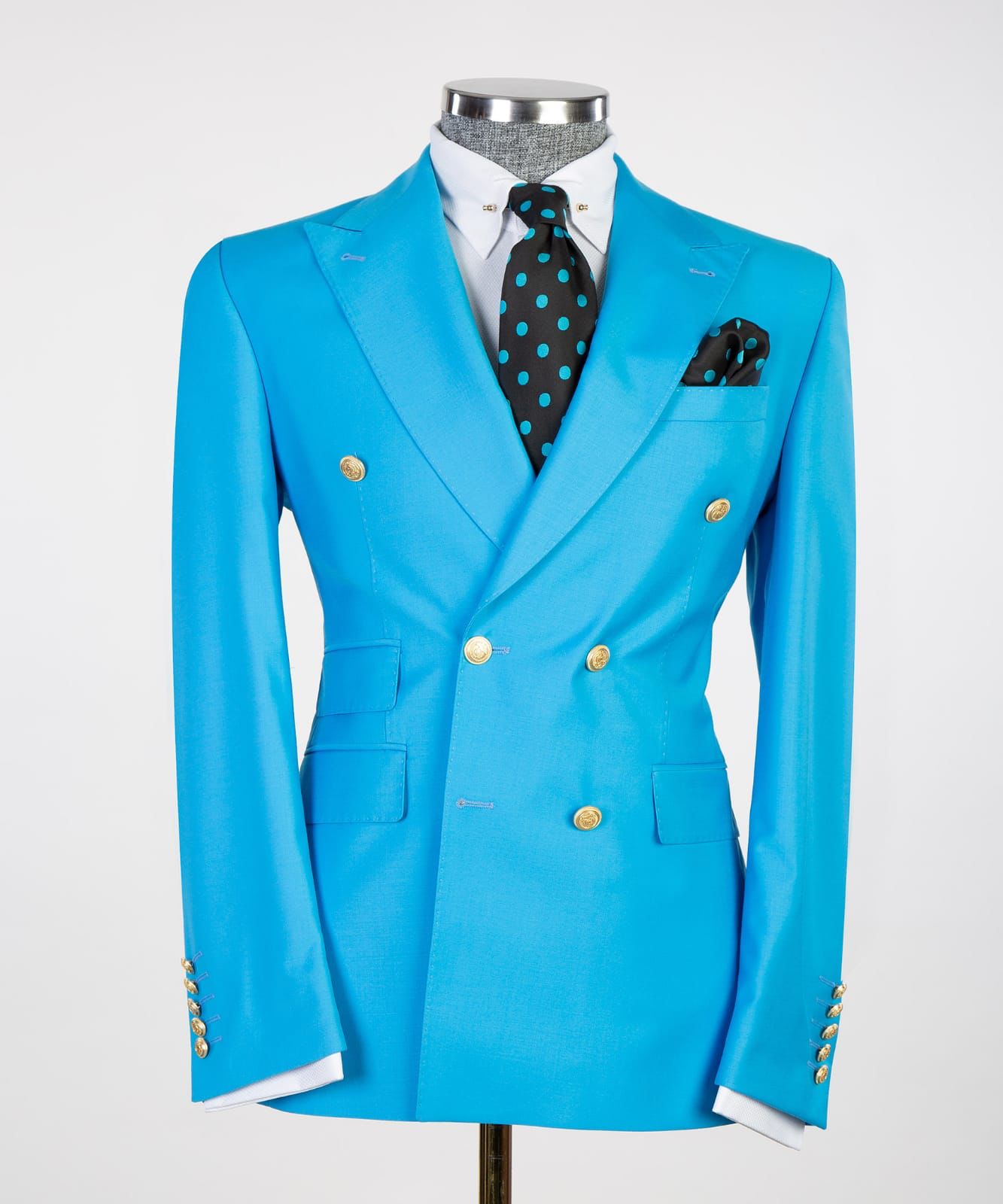 Light Blue Slim Fit Two Pieces Men Suit with Peaked Lapel 2