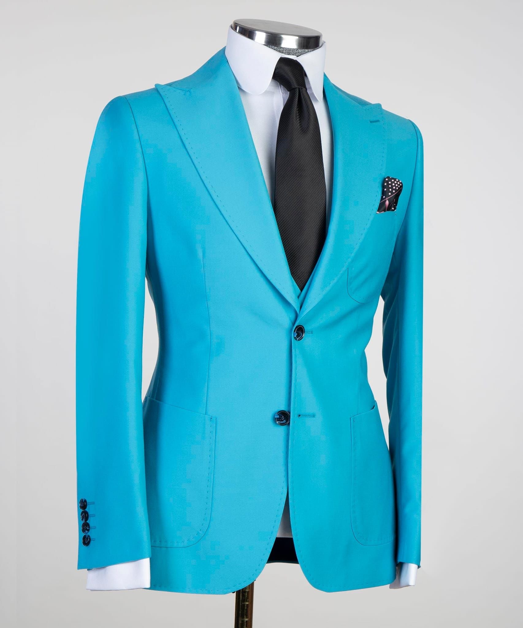 Blue Close Fitting Business Suit with Peaked Lapel 4
