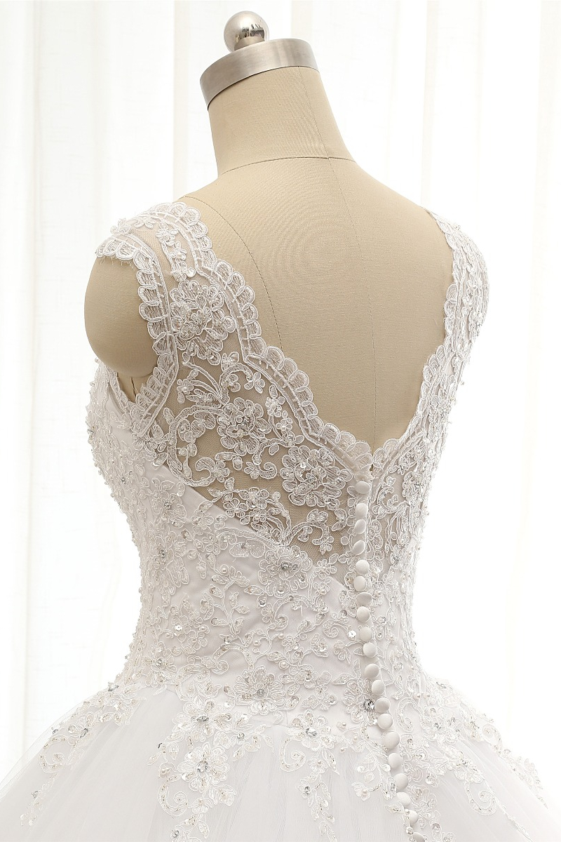 A-line Straps Sleeveless Court Train Tulle Bridal Dress With Appliques 5