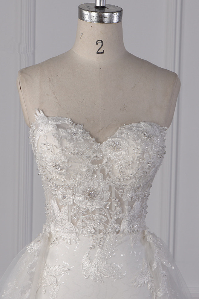 A-line Strapless Sweetheart Neck Sleeveless Floor-length Tulle Wedding Gown With Lace 3
