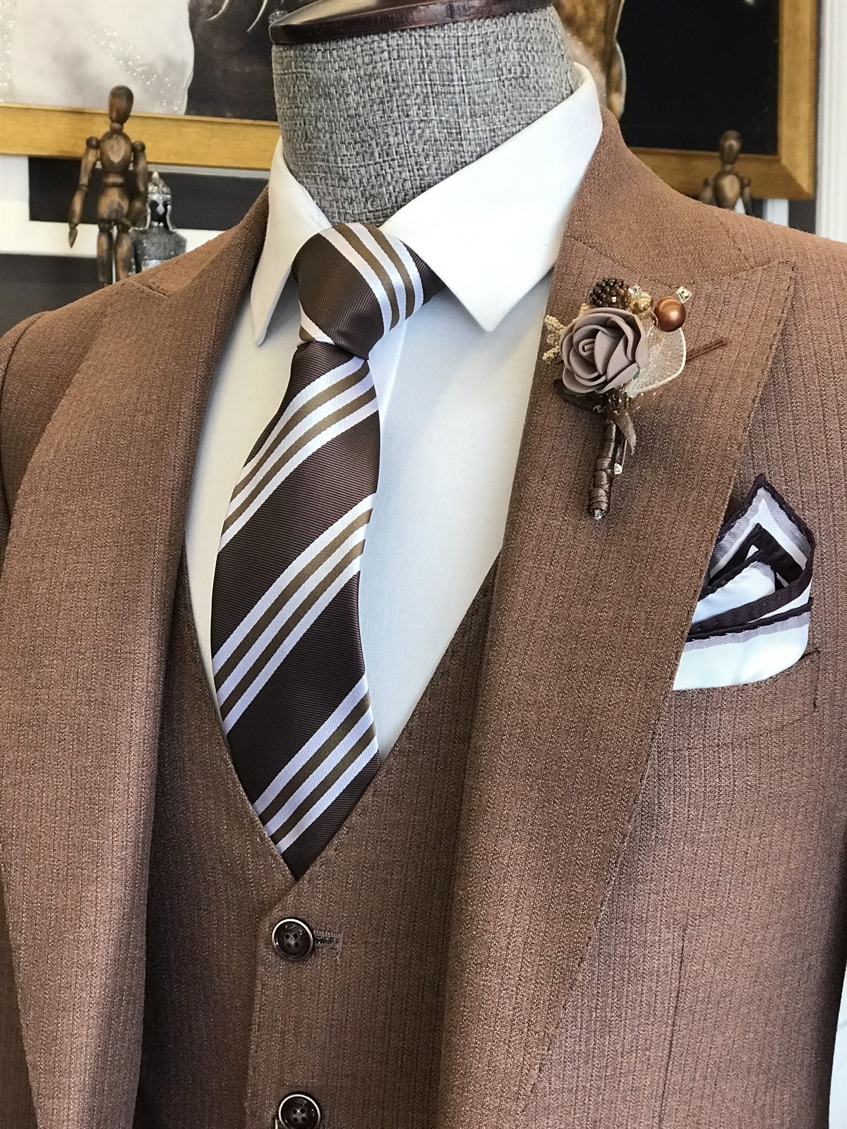 Brown Peaked Lapel Best Fitted Business Men Suit 2