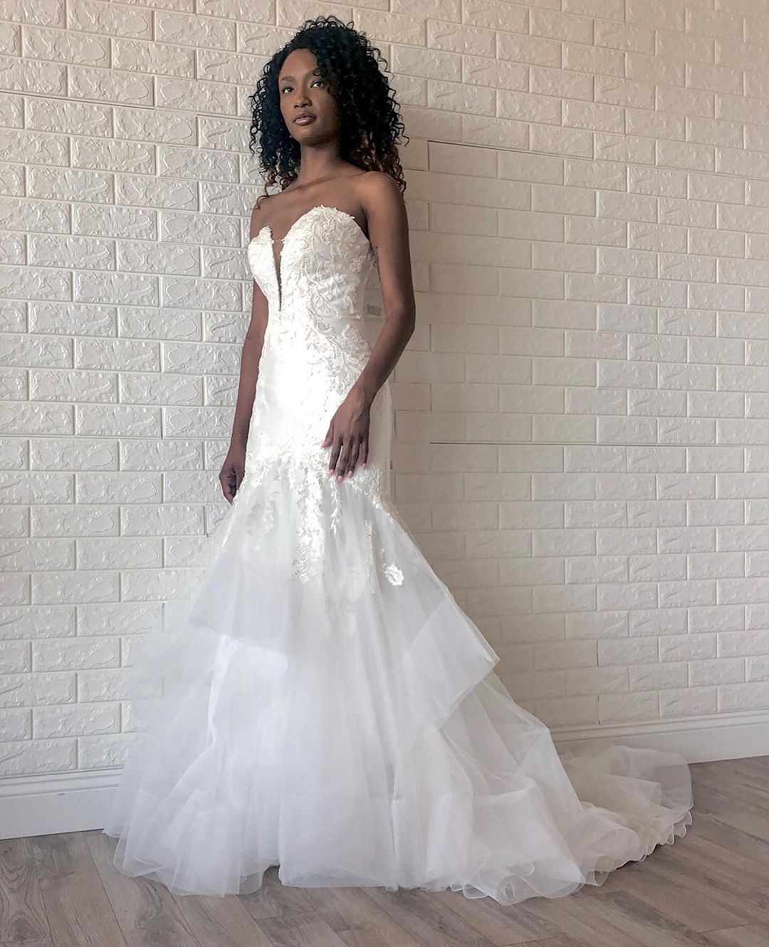 Mermaid Sweetheart Neck Sleeveless Floor-length Lace Bridal Dress With Lace 3